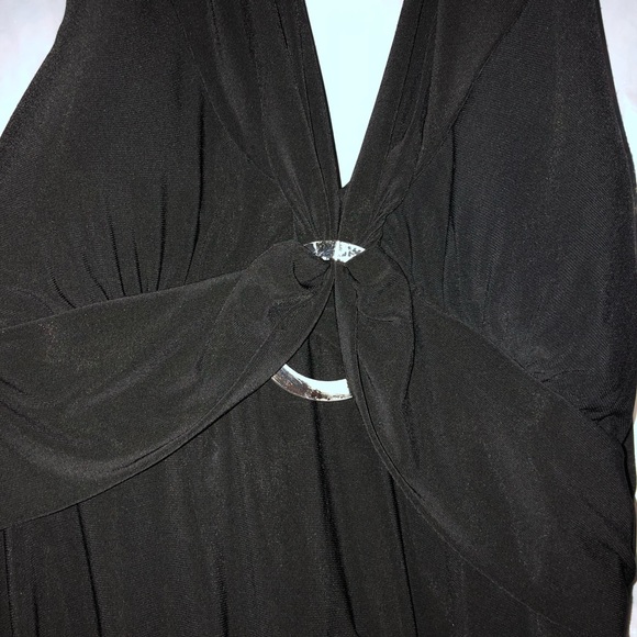 Black dress - Picture 1 of 2